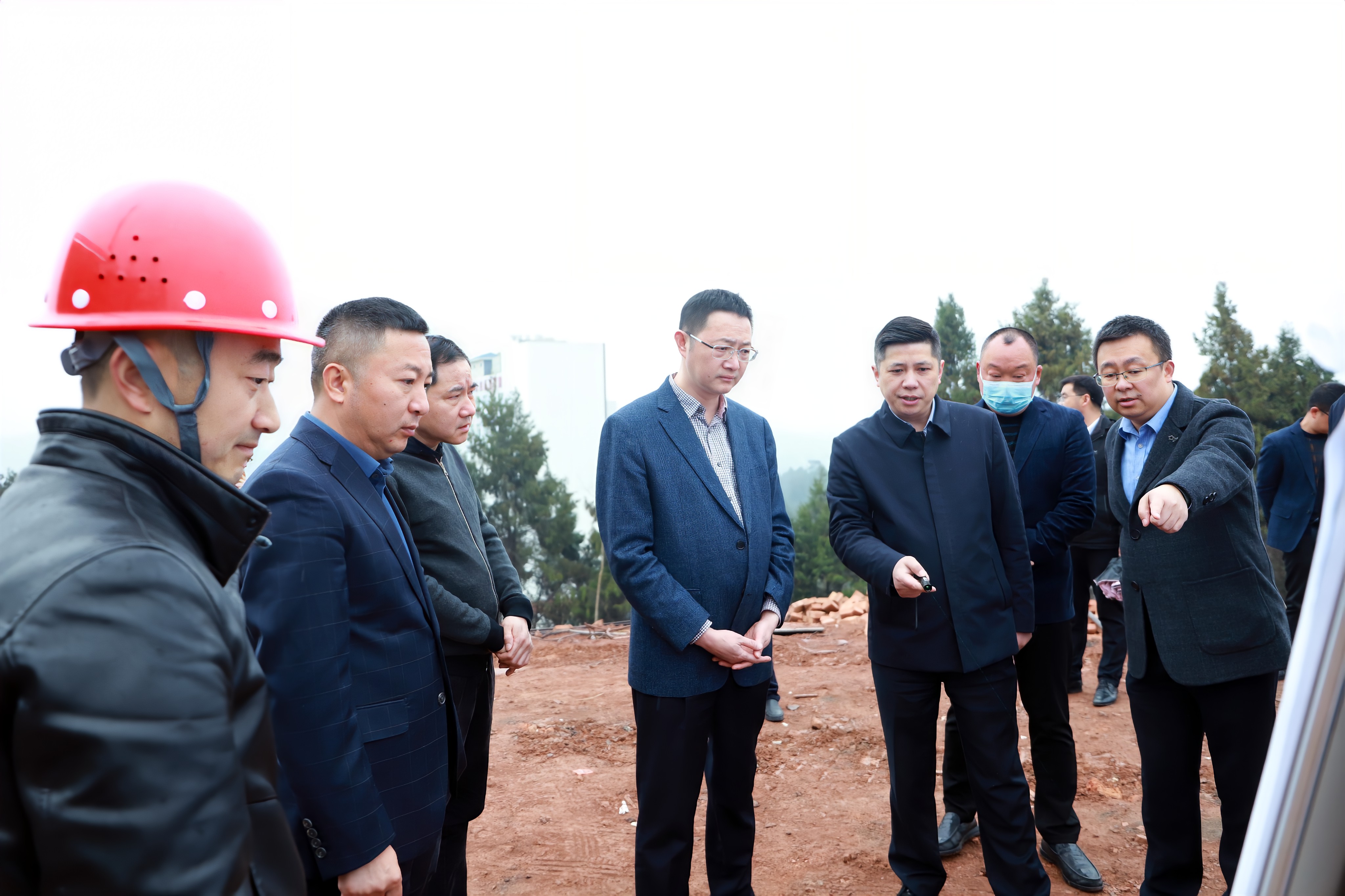 何奎调研督导安全生产、重点项目建设和全国文明城市创建等工作