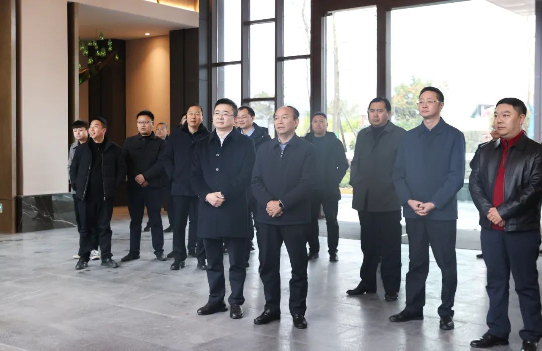 文旅新区党政代表团来恩观摩文旅项目