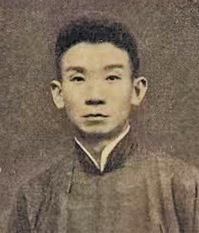 从文人到战士：郁达夫的笔尖抗战（铭记历史 缅怀先烈·抗日英雄）