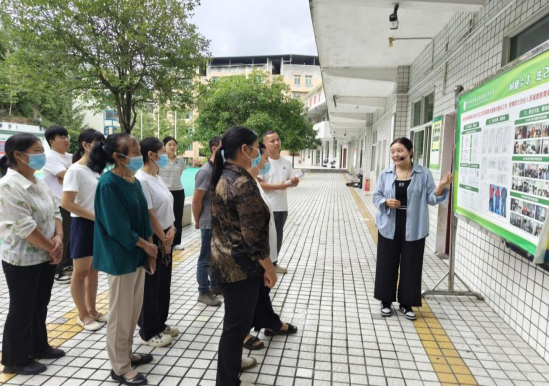 渔溪镇三河小学开展校园食堂开放日活动